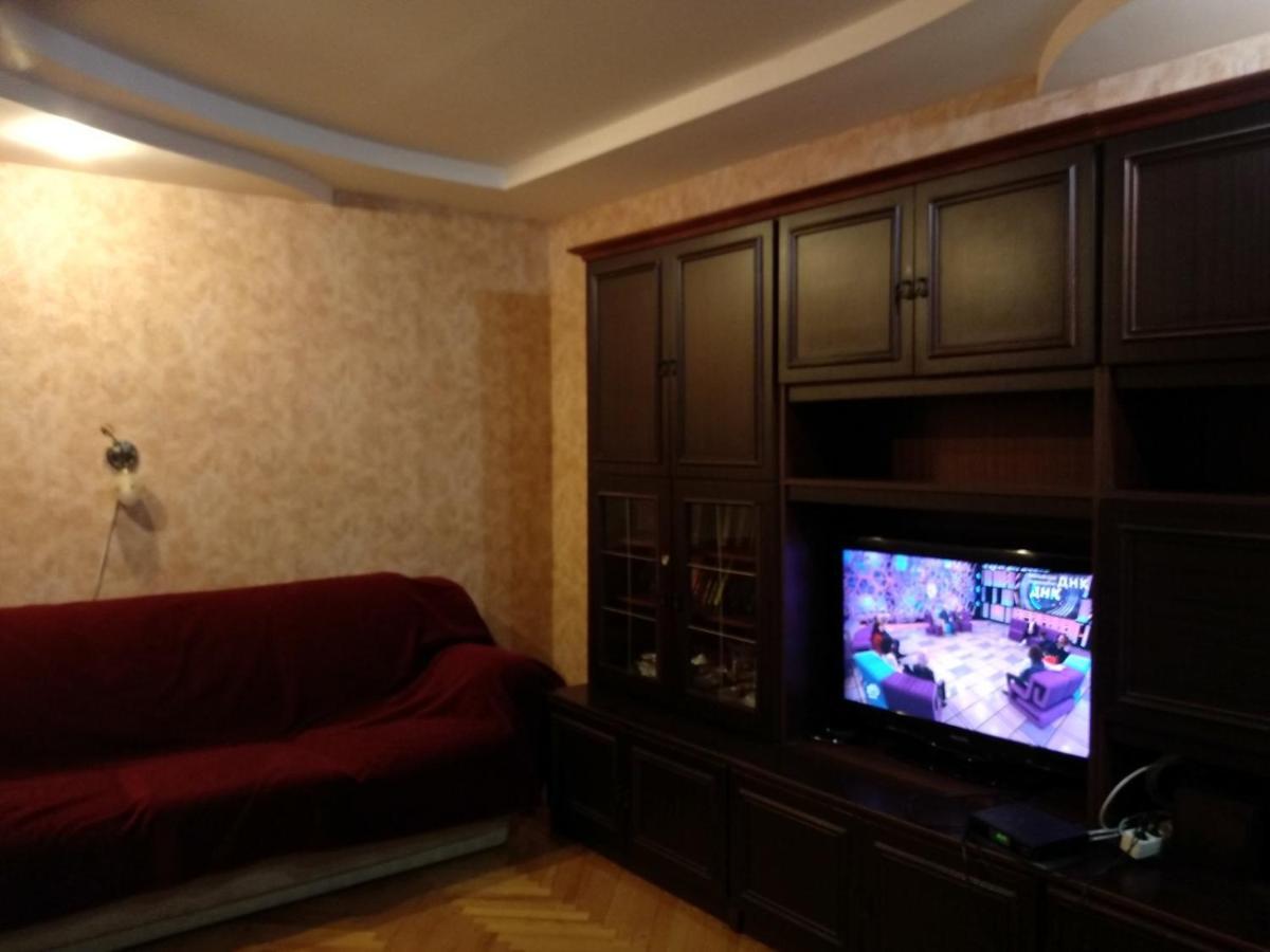 4-X Apartments Center Wi-Fi С 3-Мя Спальнями 95М2 Tjernihiv Exteriör bild